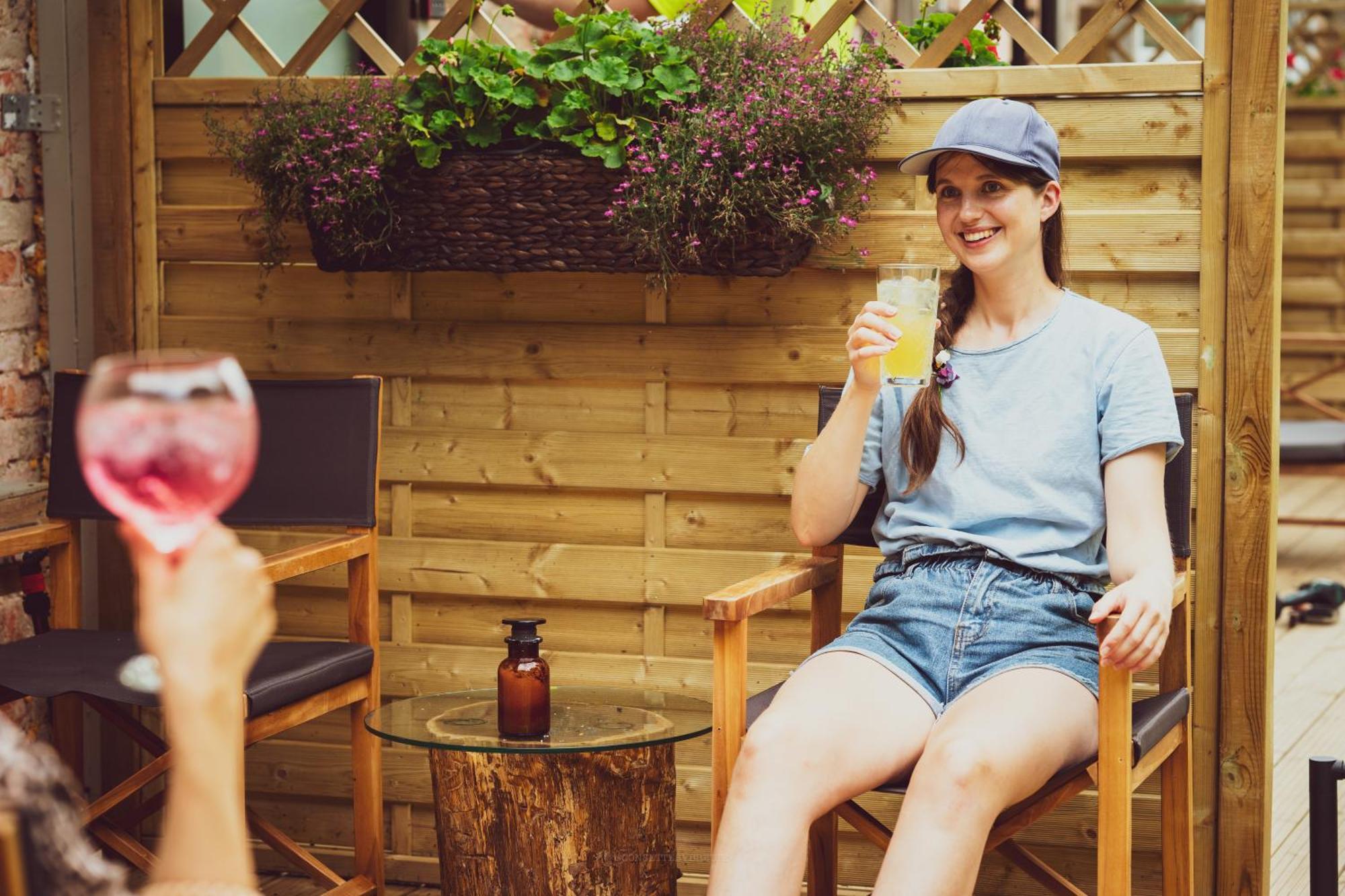 Mia Glamping Hotell Orissaare Exteriör bild
